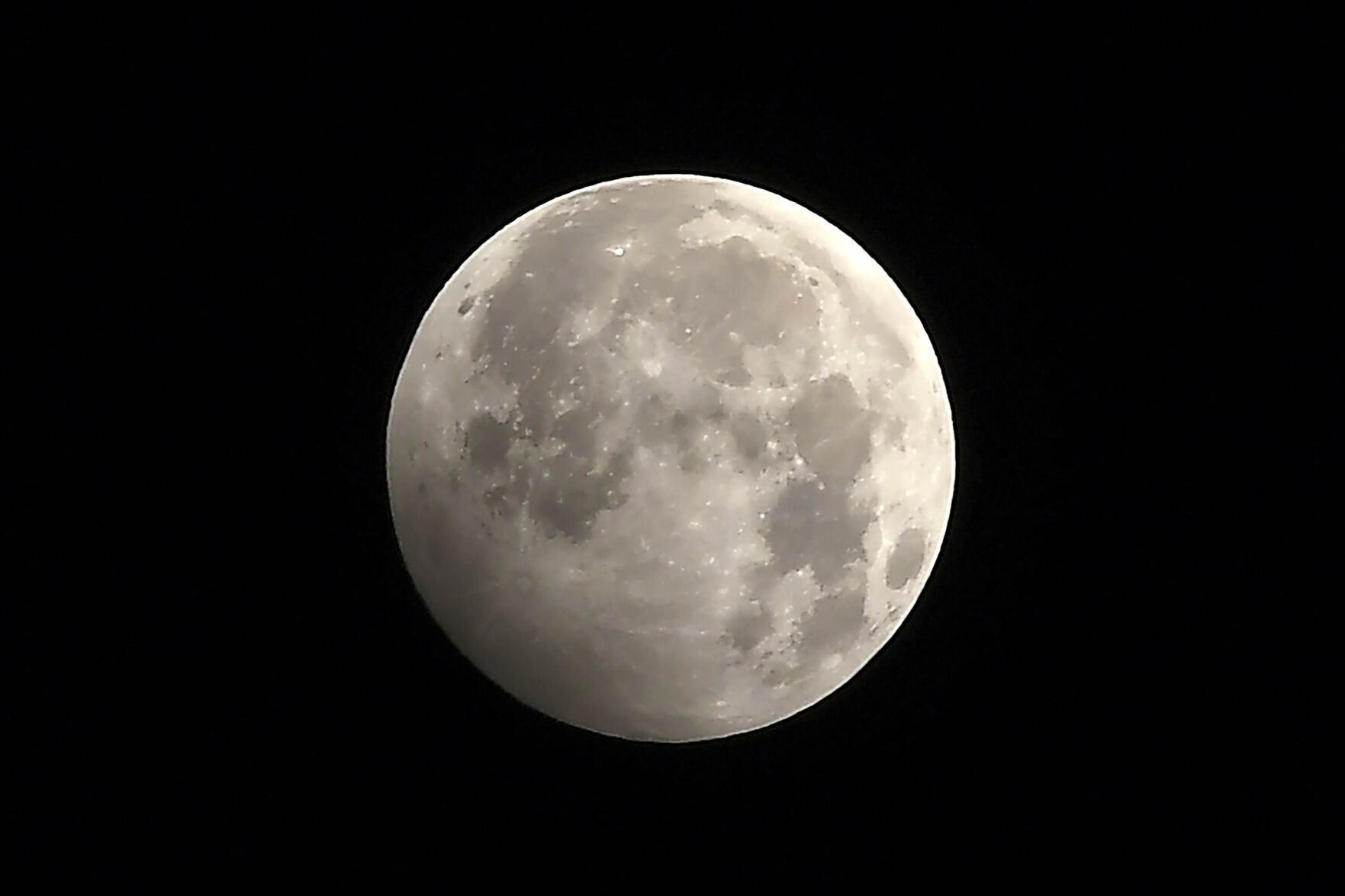Full moon in January 2021: When to see the Wolf Moon